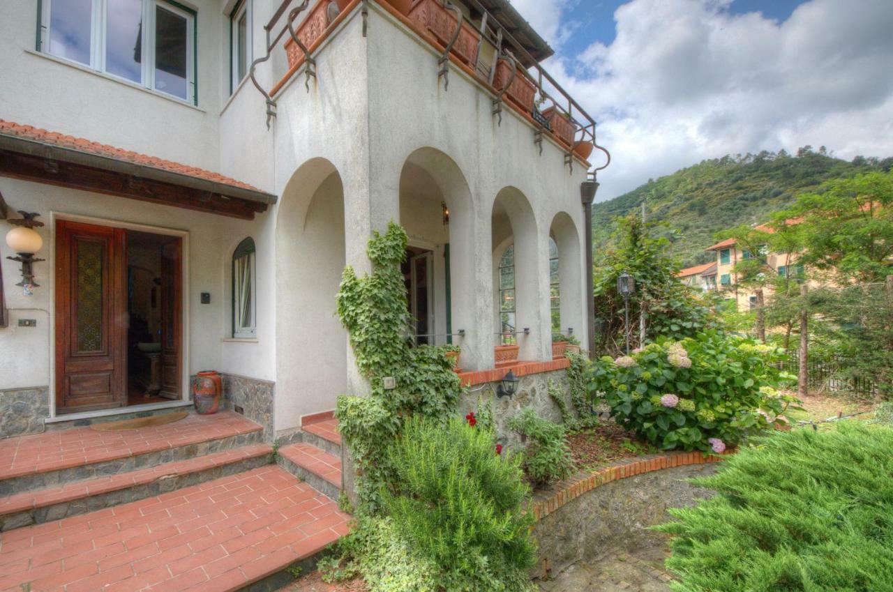 Appartamento In Villa A 5 Km Dal Mare Albisola Superiore Eksteriør billede