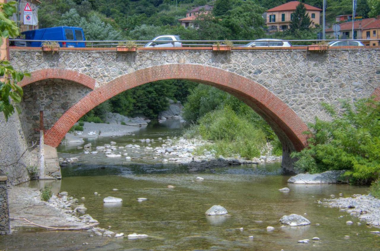 Appartamento In Villa A 5 Km Dal Mare Albisola Superiore Eksteriør billede