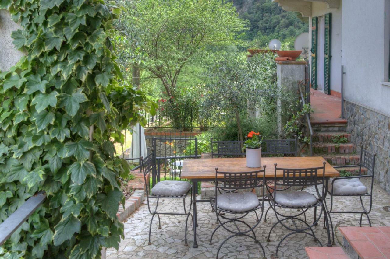 Appartamento In Villa A 5 Km Dal Mare Albisola Superiore Eksteriør billede